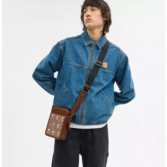 Coach X Peanuts Men's Sullivan Crossbody Bag With Snoopy Print In Tan CBK48 NWT - Picture 9 of 9